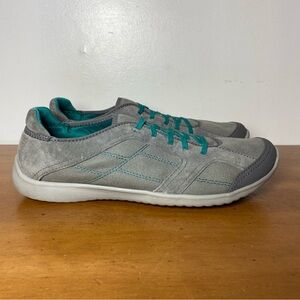 Clarks Women’s 9.5 Gray Blue Soft Leather Slip On Charron Twine Casual Sneakers